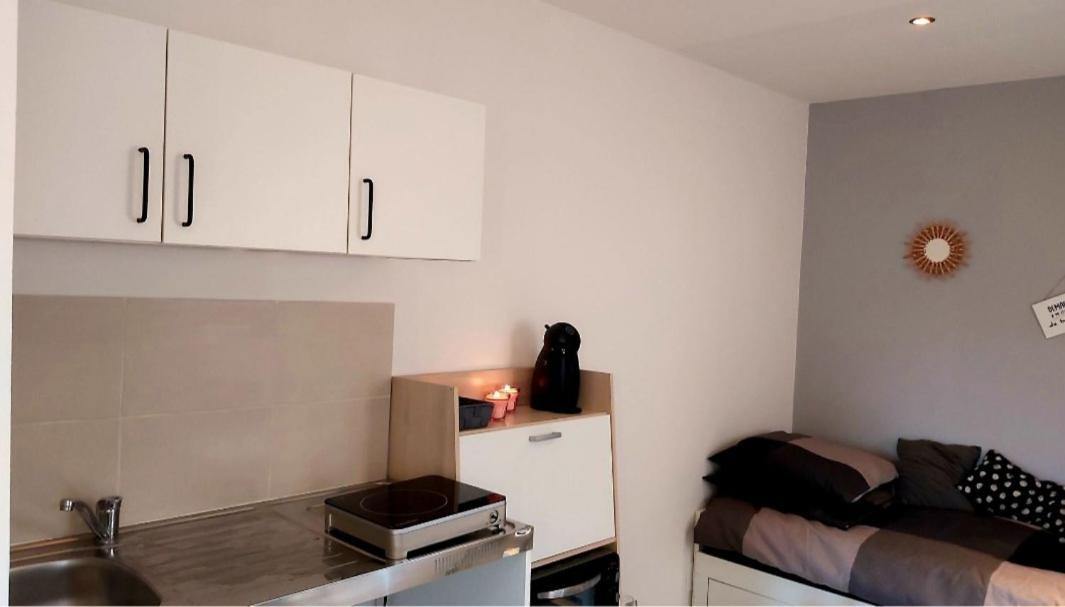 Studio Prive Attenant Villa Piscine 마르세유 외부 사진